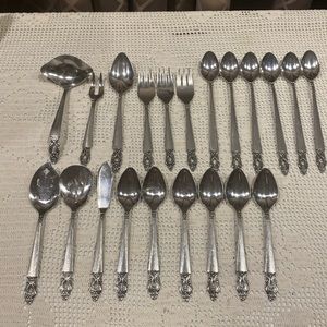 National Stainless Silverware Japan “Olaf” Pattern, 21 Pieces